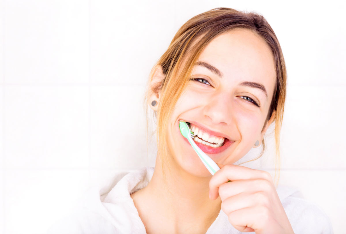 Quick Guide on the Benefits of Fluoride in Home Dental Care