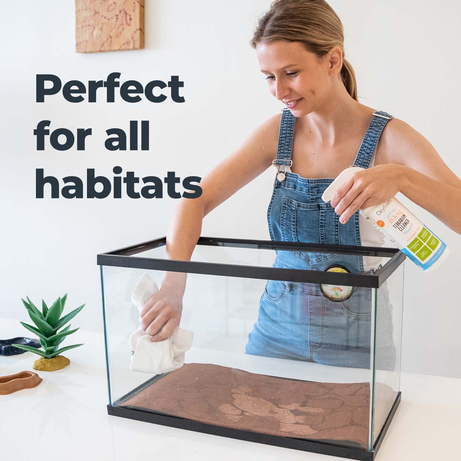 Premium Terrarium Cleaner - Best Reptile & Amphibian Habitat Cleaner